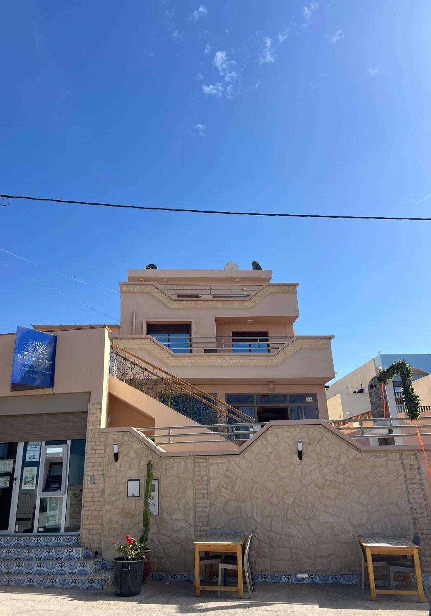 Tasra Surf And Flow Imsouane Exterior photo